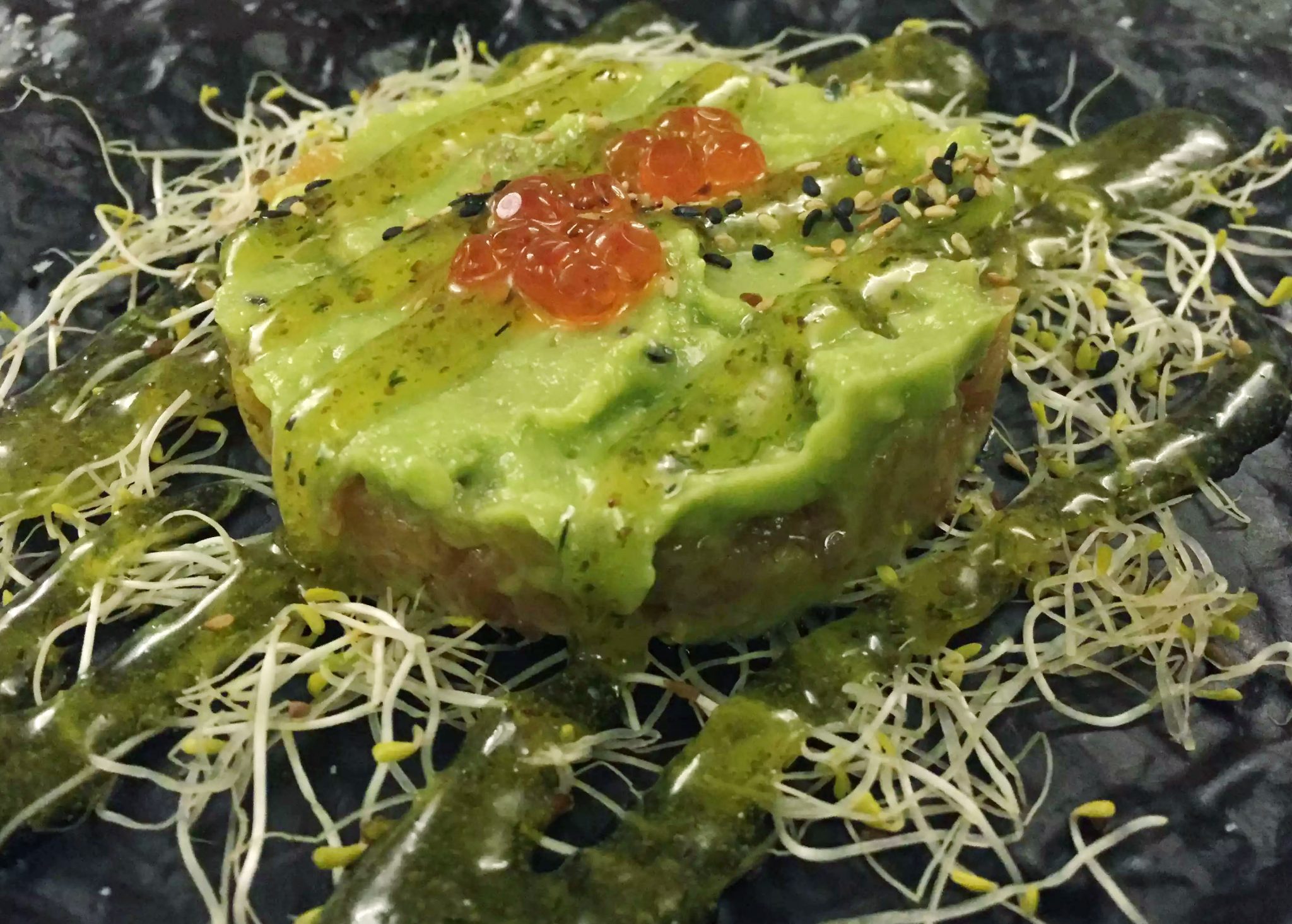 Enoteca MF Cadaques by Emma Eats & Explores - Restaurant Review - Tapas - Catalonia - Spain - Salmon Tartare with Guacamole