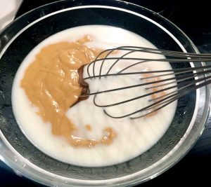 Healthy Peanut Butter Fudge by Emma Eats & Explores - Grainfree, Glutenfree, Refined Sugarfree, Dairyfree, Paleo, SCD & Vegetarian