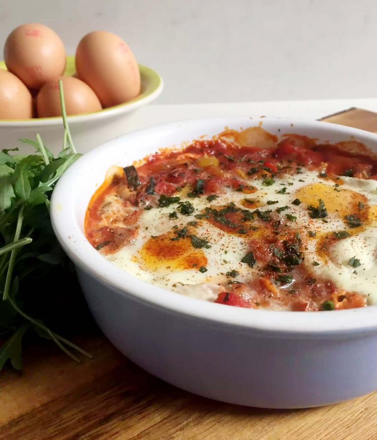 Shakshuka - Moroccan Baked Eggs - Emma Eats & Explores