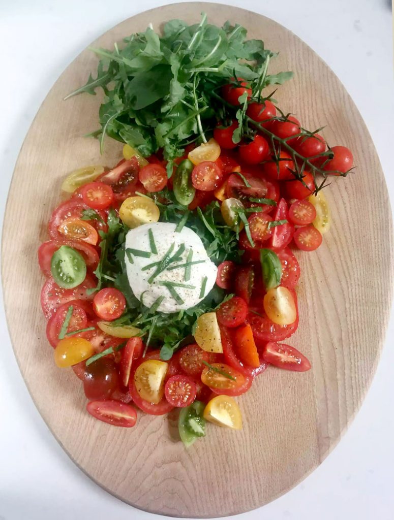 Burrata Caprese Salad by Emma Eats & Explores - Grainfree, Glutenfree, Sugarfree, Paleo, Low 