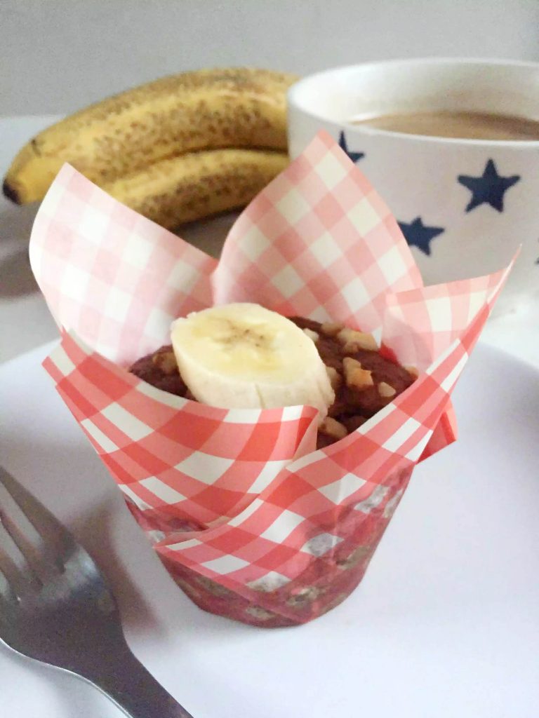 Banana Cinnamon Breakfast Muffins by Emma Eats & Explores - Grainfree, Glutenfree, Refined Sugarfree, Dairyfree, Paleo, SCD, Vegetarian, Low Carb