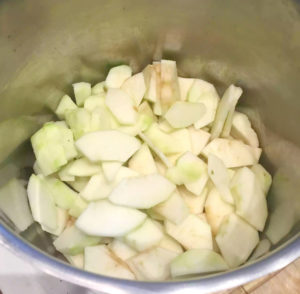 Chopped Cooking Apples