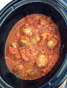 Meatballs in Tomato Sauce in Slow Cooker