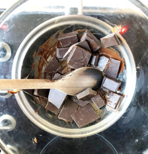 Melting Chocolate Bain Marie