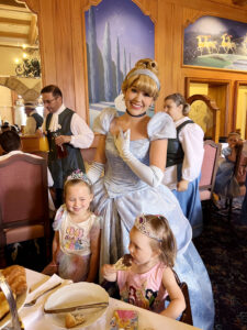 Girls meeting Cinderella at Auberge de cendrillon Breakfast