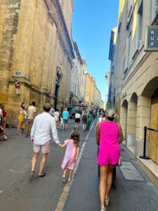 Family walking through the back streets of Aix-en-Provence